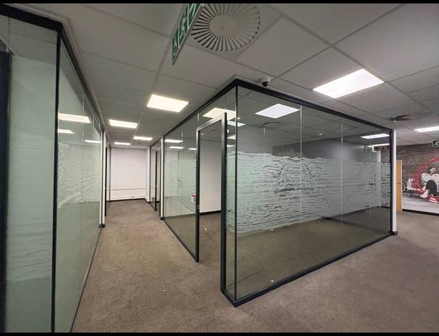 950M² OFFICE TO LET IN FORESHORE